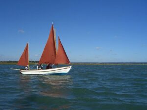 drascombe-boats-lugger-8_995_746_80